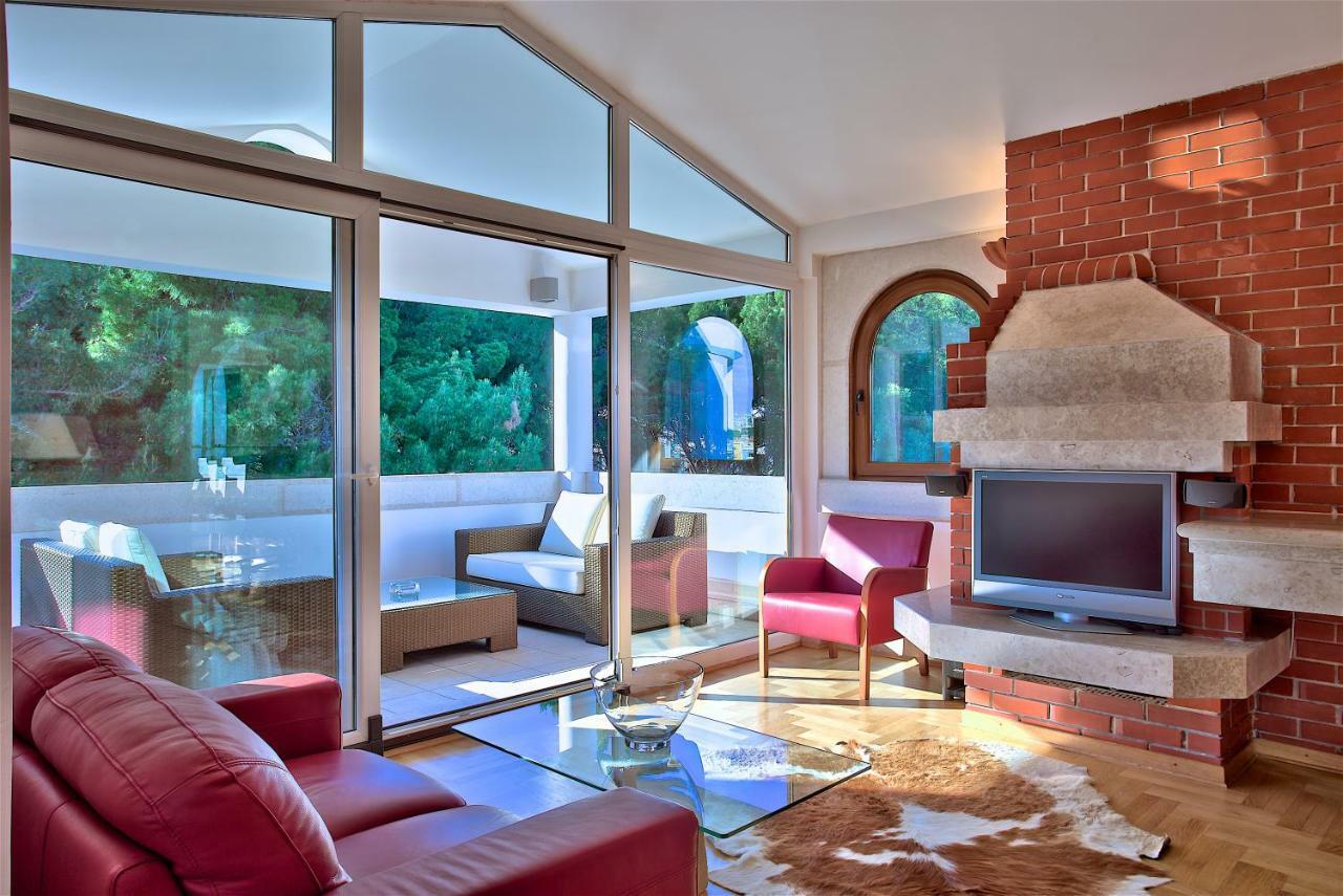 Luxury Boutique Hotel Villa Vulin Pula Bagian luar foto