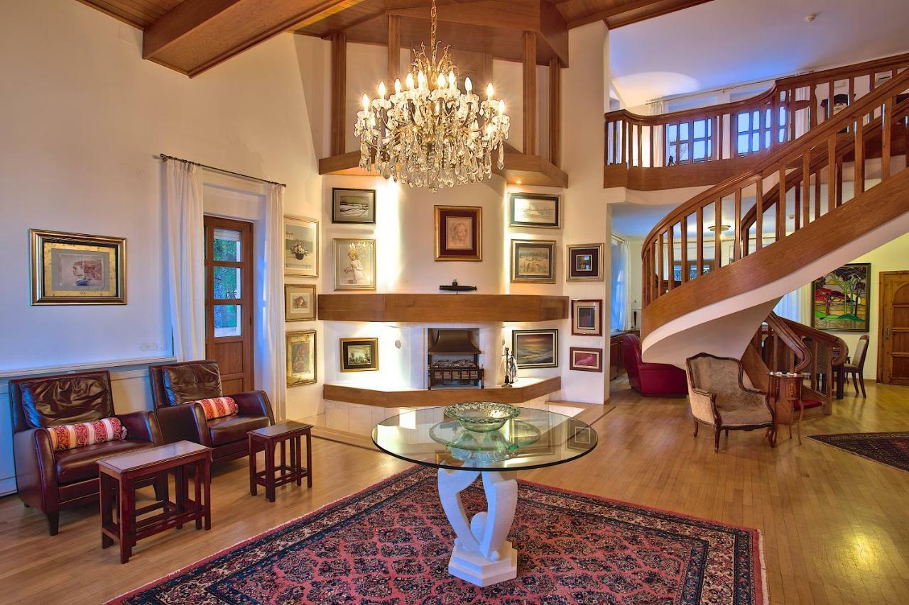 Luxury Boutique Hotel Villa Vulin Pula Bagian luar foto