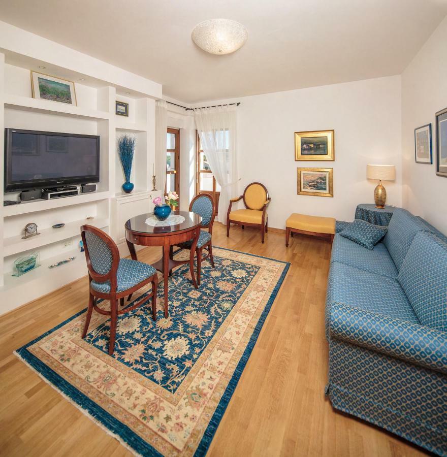 Luxury Boutique Hotel Villa Vulin Pula Bagian luar foto