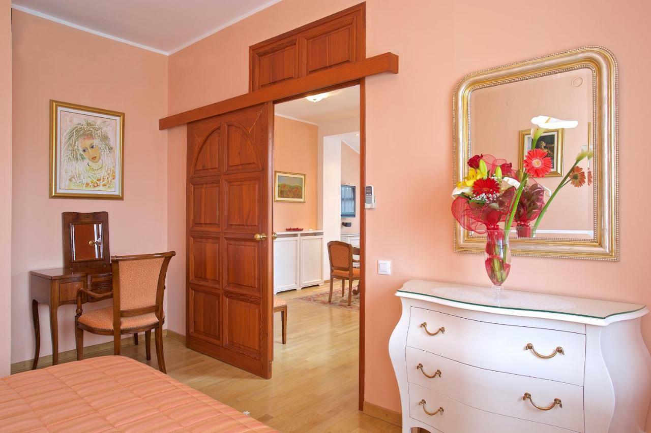 Luxury Boutique Hotel Villa Vulin Pula Bagian luar foto